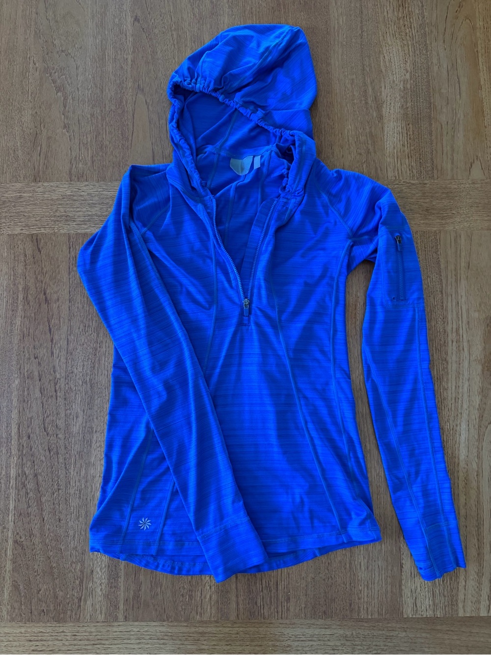 Athleta Pacifica Blue UPF sun shirt